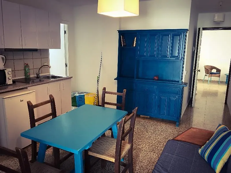 Apartamentos Cana Sofia Cala Llonga  0*, Cala Llonga (Ibiza)